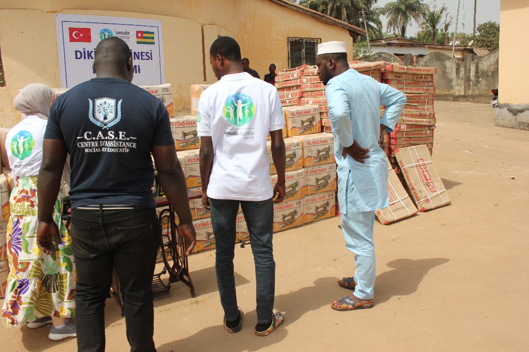 🧵 Don de Machines à Coudre avec le Partenaire UMUDA Kosanlar Dernegi 🧵