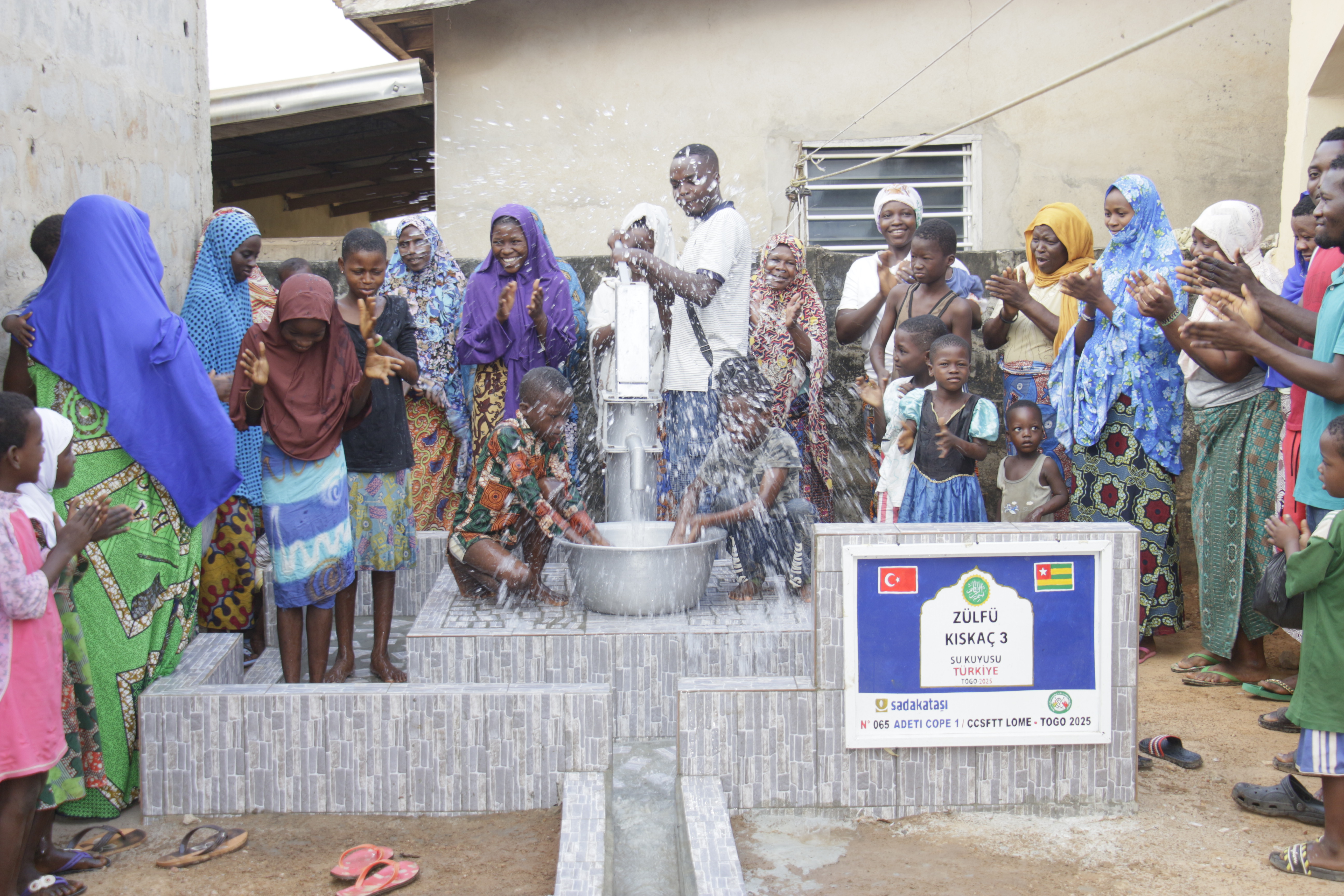 inauguration d'un puits à adetikopé